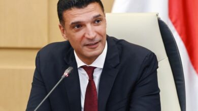 خالد هاشم وزير الصناعة