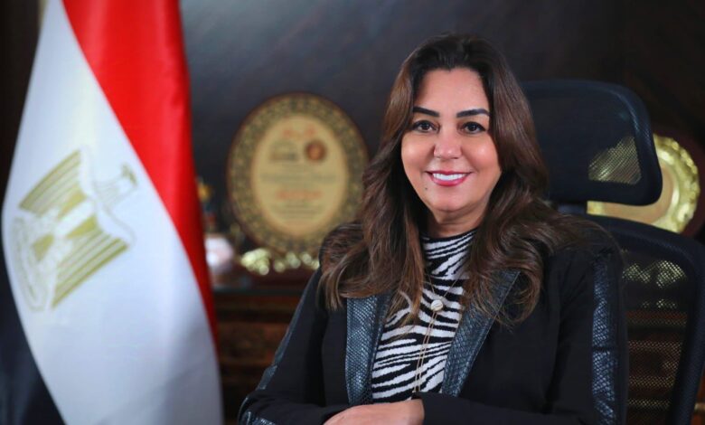 وزيرة التنمية المحلية والبيئة تتابع موقف تشغيل مشروعات الإدارة المحلية بقري"حياة كريمة "